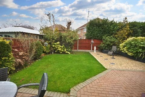 4 bedroom detached house for sale, Papenburg Road, Canvey Island SS8