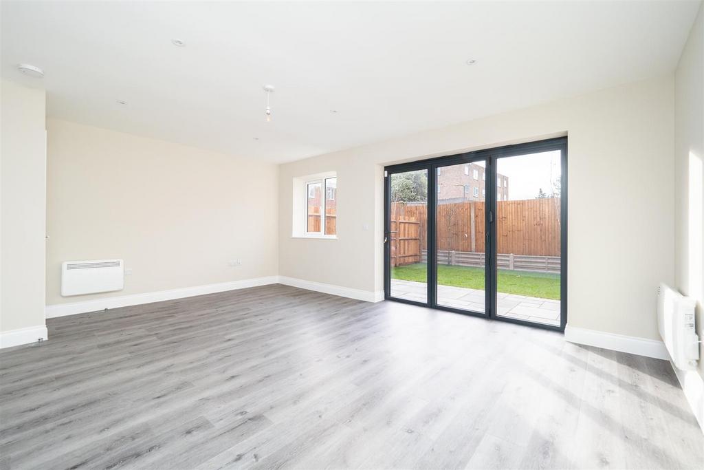 Beulah Road, Sutton 3 bed terraced house for sale £575,000