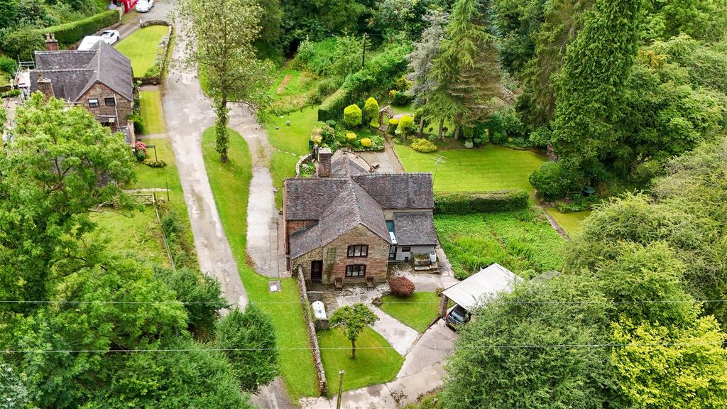 Foxt Road, Froghall, Staffordshire 3 bed detached house for sale £575,000
