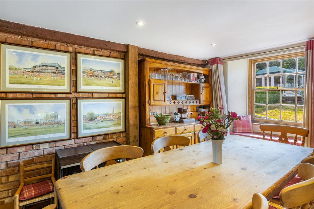 Rose Cottage Cockington Village Torquay-43.jpg