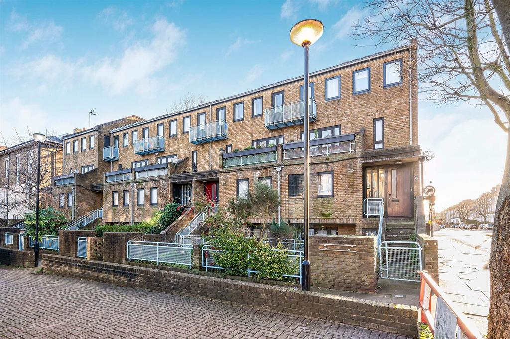 Davies   Davies 21 Searle Pl  Finsbury Park  Londo