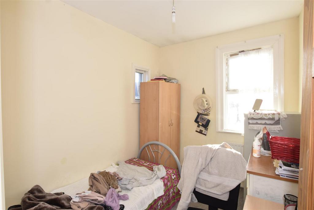 Bedroom 3.JPG