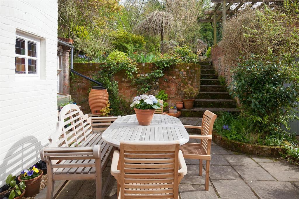 Trevena - Terrace.jpg