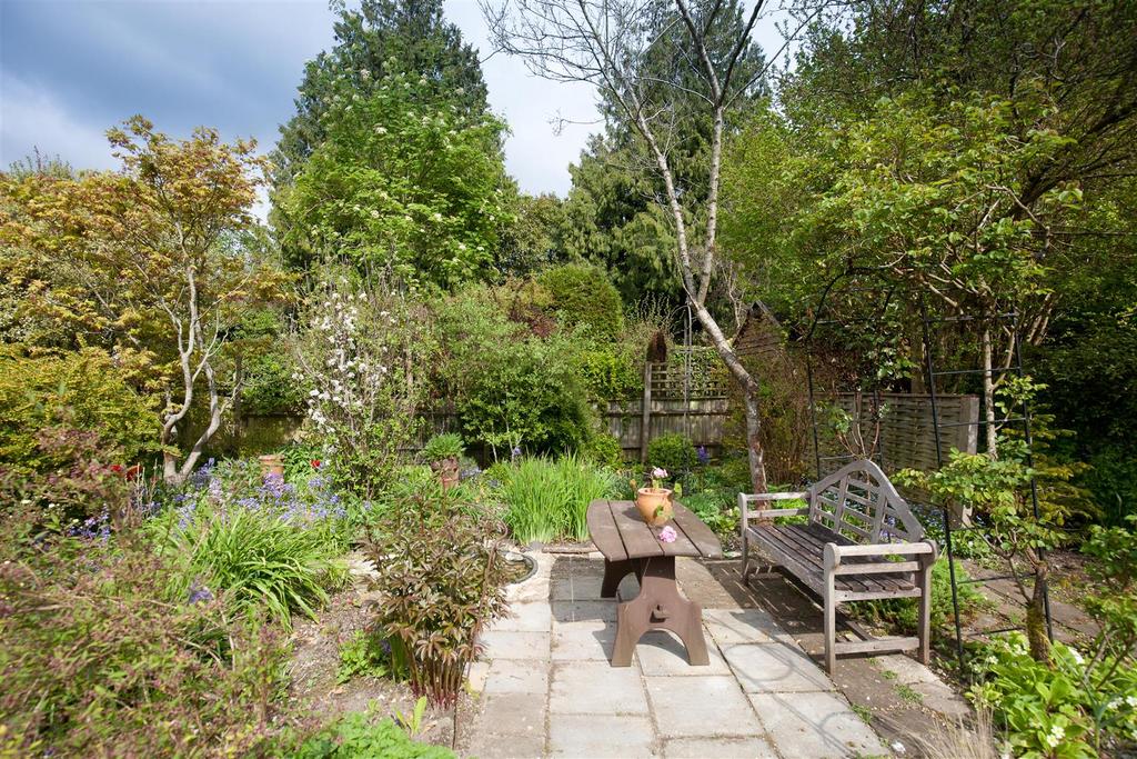 Trevena - Garden.jpg