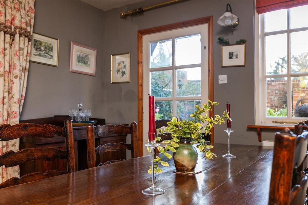 Trevena - Dining Room.jpg