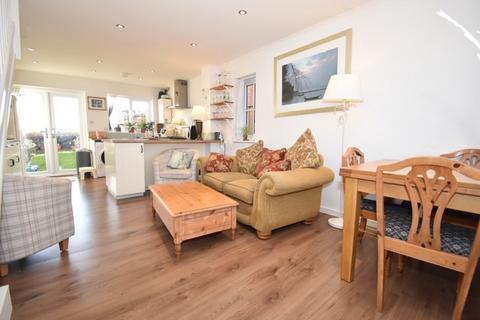 32 Oak Close, Exminster, Exeter, EX6 8ST