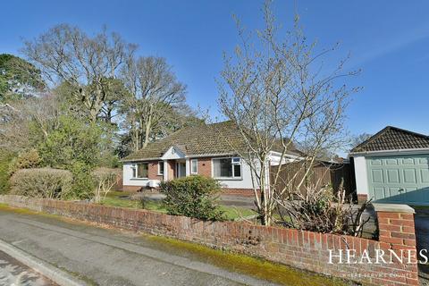 1 Apple Tree Grove, Ferndown, BH22 9LA