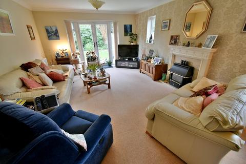 1 Apple Tree Grove, Ferndown, BH22 9LA