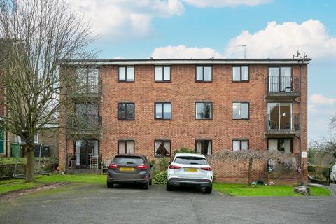 6 Tristan Lodge, Bushey, WD23 2JA