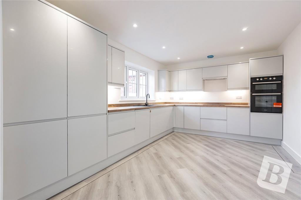 Mayland Close, Mayland, Chelmsford, Essex, CM3 3 bed bungalow for sale