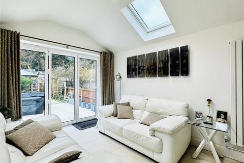 3 bedroom terraced house for sale, London Road, Farningham, Kent, DA4