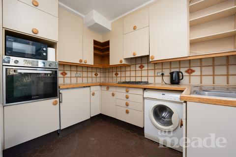 12 Forest Glade, Chingford, London, E4 9RH