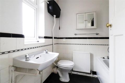 210a Eversley Avenue, Bexleyheath, DA7 6SW