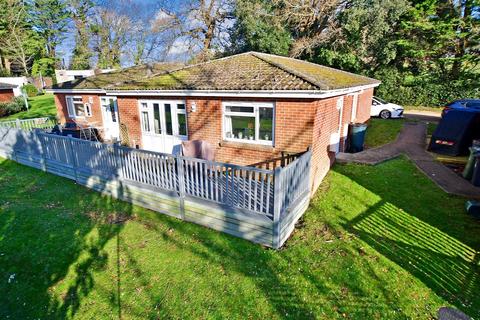 3 bedroom semi-detached bungalow for sale, Cockleton Lane, Cowes, Isle of Wight