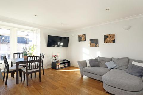 2 bedroom flat for sale, Junction Road, Ealing, W5