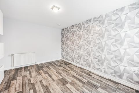 12 Alexander Drive, Bridge Of Earn, Perth, PH2 9FG