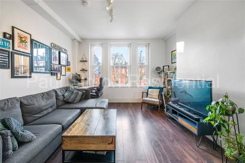 3 bedroom apartment for sale - Holloway Road, Holloway, London, N7