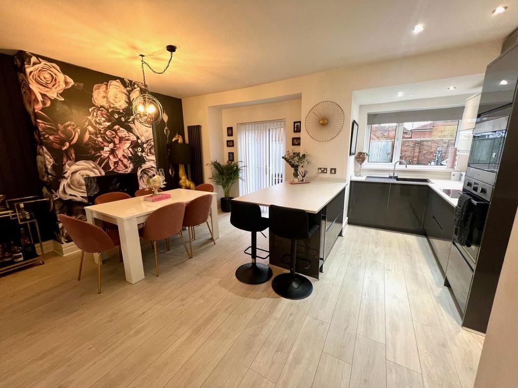 Glanton Road, North Shields, Tyne and... 3 bed semidetached house £275,000
