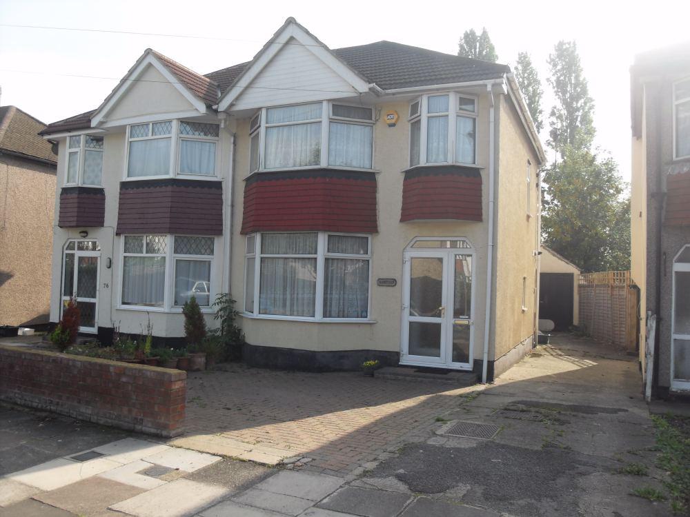 3 Bedroom House for Rent in Northolt