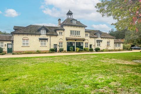 3 bedroom terraced house for sale, The Coach House, Herringswell Manor
