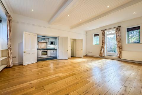 3 bedroom terraced house for sale, The Coach House, Herringswell Manor
