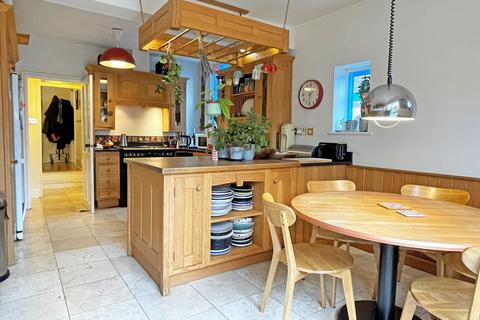 185 Ditchling Road, Brighton, BN1 6JB