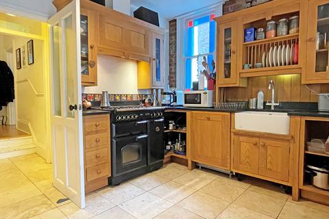 185 Ditchling Road, Brighton, BN1 6JB