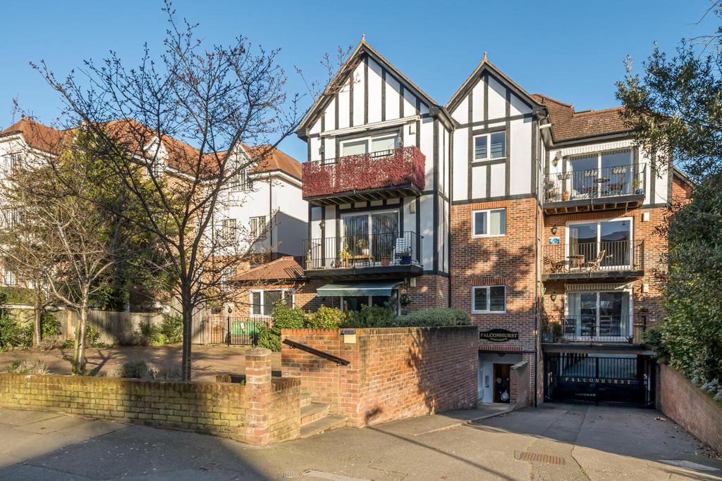 Beckenham Grove, Shortlands 2 bed penthouse £725,000