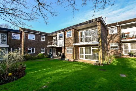 1 bedroom maisonette for sale, Castano Court, Kitters Green, Abbots Langley, Hertfordshire, WD5