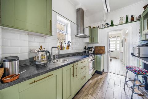 54 Ardfillan Road, London, SE6 1SS