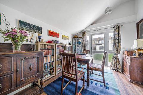 54 Ardfillan Road, London, SE6 1SS