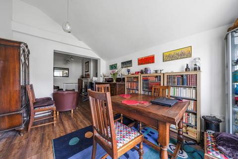 54 Ardfillan Road, London, SE6 1SS