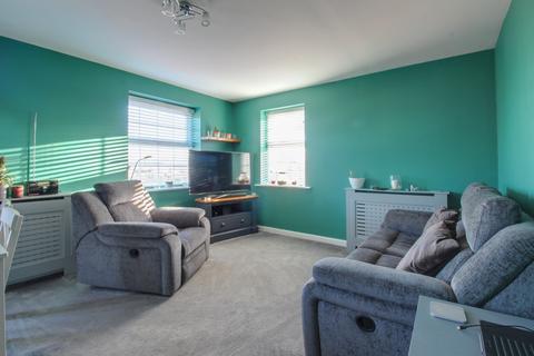 2 bedroom flat for sale, Limestone Grove, Houghton Regis, Dunstable, LU5