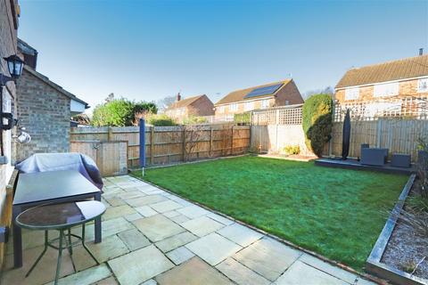 3 bedroom link detached house for sale, 1.3 Miles To Etchingham Train Station