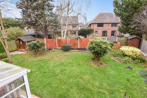 27 Sedgemoor, Shoeburyness, Southend-on-sea, SS3 8AX