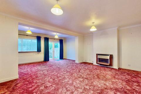 17 Cadiz Road, Dagenham, RM10 8XL