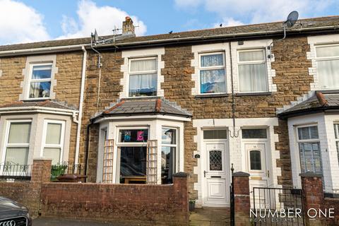 4 bedroom terraced house for sale, John Street, Bargoed, CF81