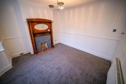 3 bedroom detached house to rent - Park Road South, Newton-Le-Willows, Merseyside, WA12