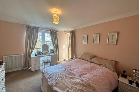 41 Caversham Place, Sutton Coldfield, B73 6HW