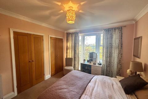 41 Caversham Place, Sutton Coldfield, B73 6HW