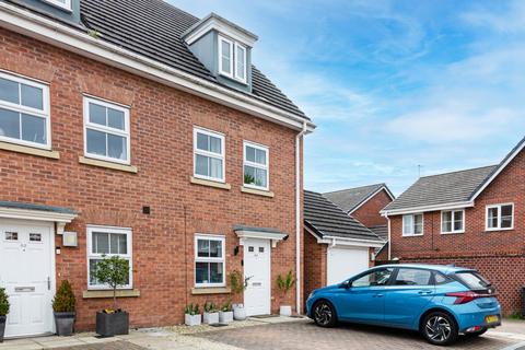 4 bedroom townhouse for sale, The Shardway, Birmingham B34