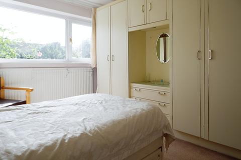 24 Sharrat Field, Sutton Coldfield, B75 6QT