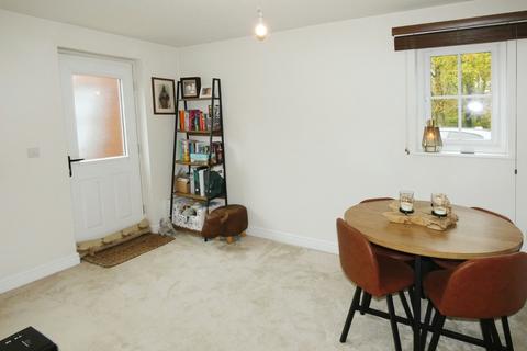 24 Cheddleton Close, Amington, Tamworth, B77 4FR