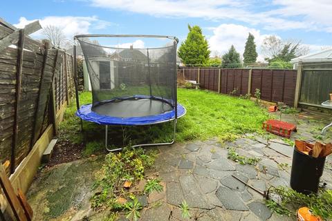 7 Ipswich Crescent, Birmingham, B42 1LY