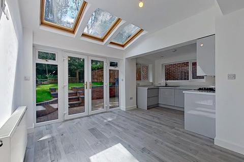 37 East Rise, Sutton Coldfield, B75 7TH