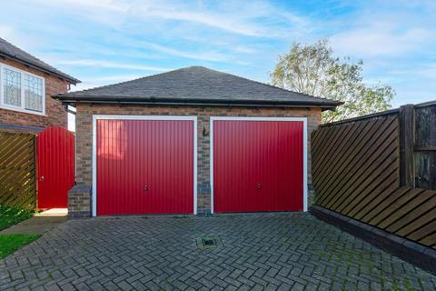 2 Stringer Close, Sutton Coldfield, B75 5QE