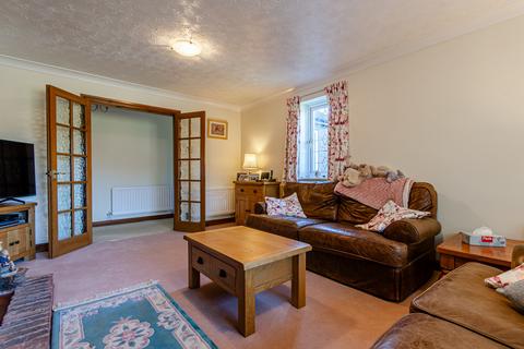 2 Stringer Close, Sutton Coldfield, B75 5QE
