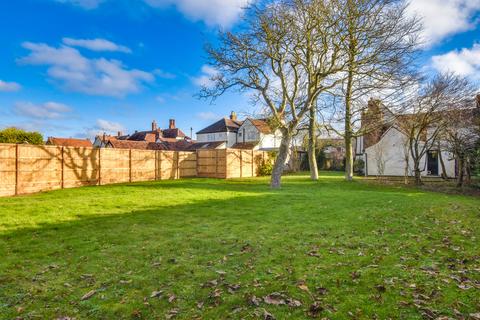 4 bedroom link detached house for sale, The Street, High Roding