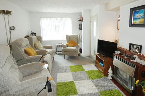 6 Cedar Crescent, Kingsbury, Tamworth, B78 2JQ