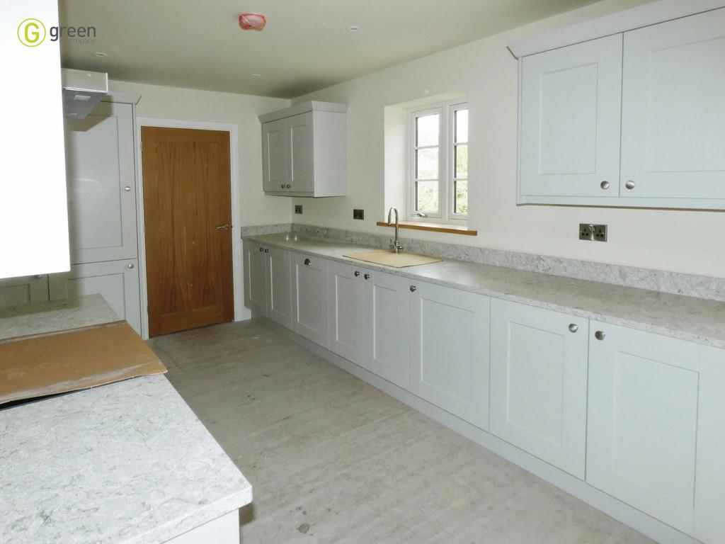 Elizabeth Grove, Tamworth B79 5 bed detached house for sale £735,000